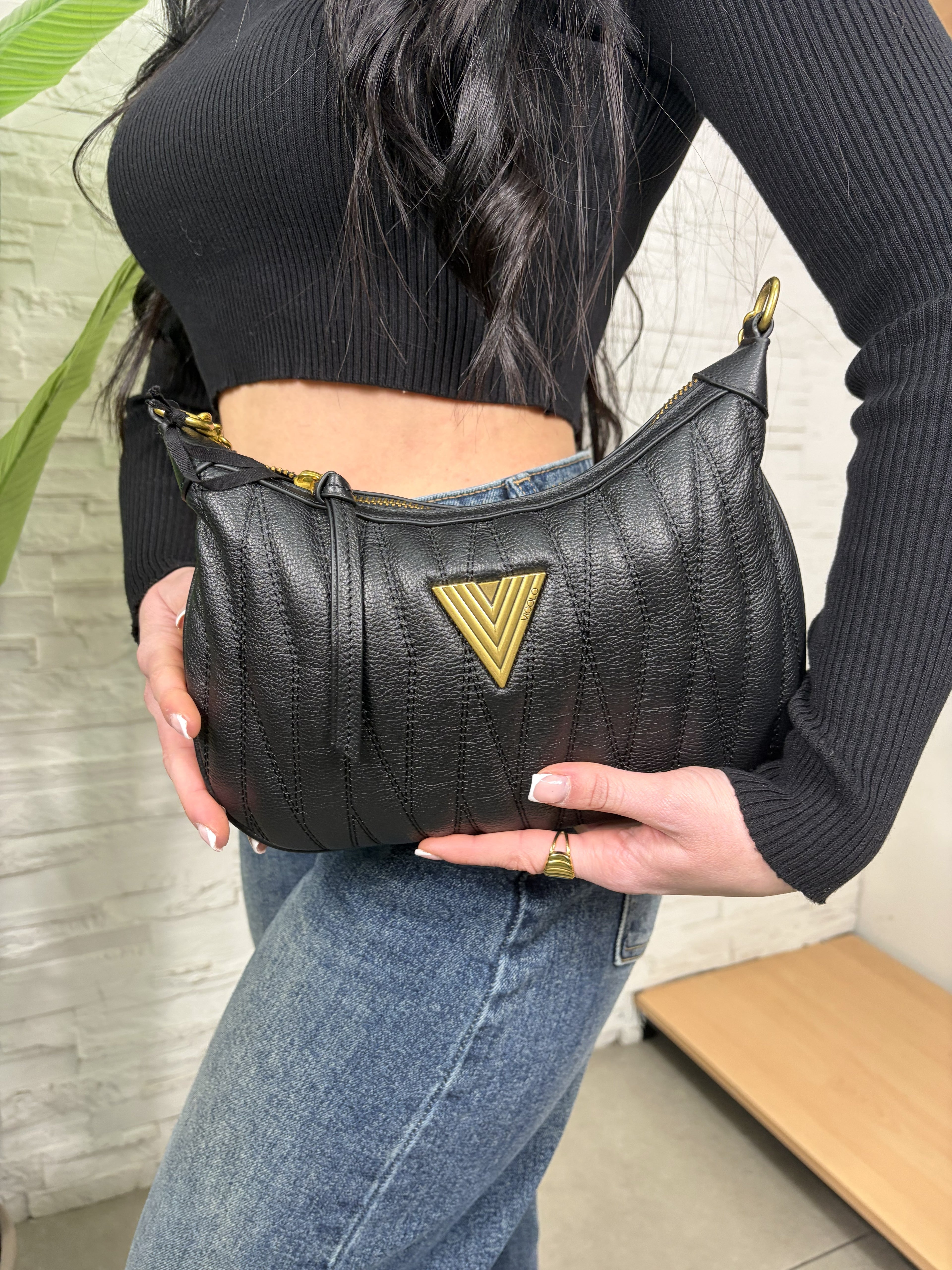 Borsa Karla