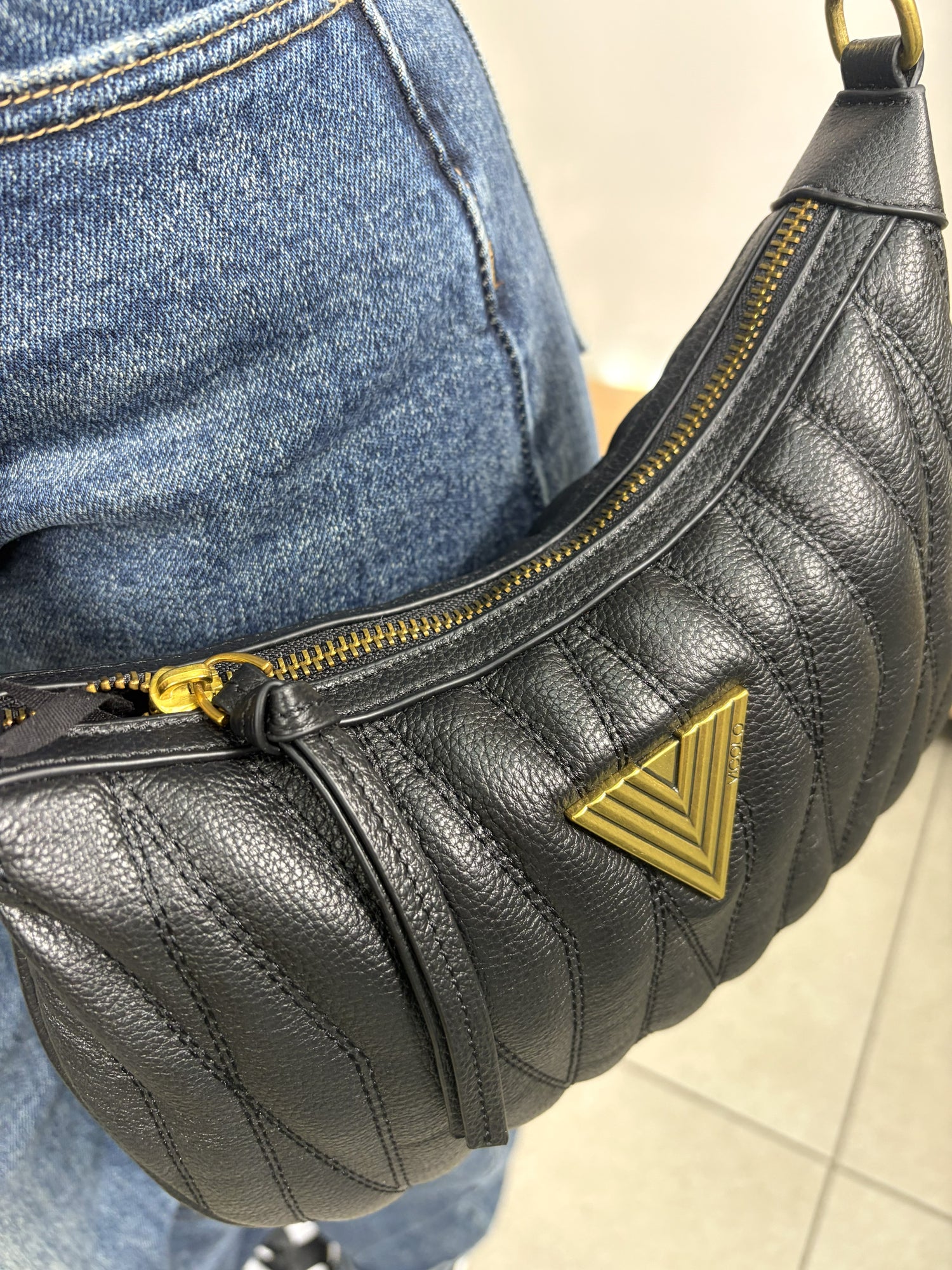 Borsa Karla